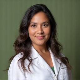 Dr. Anya Wijaya, Lead Nutritionist